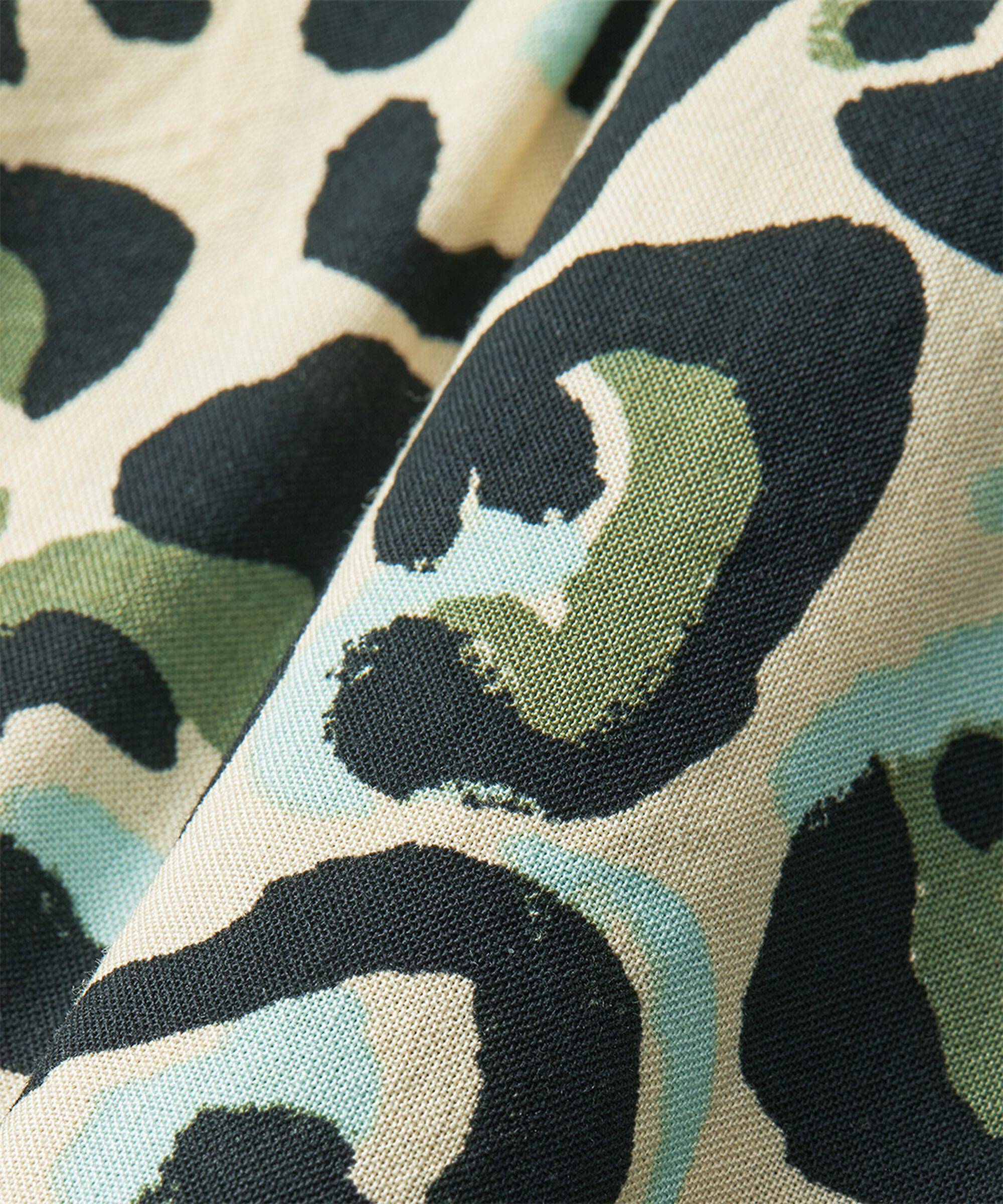 Pless Byxor, D. Lichen Green