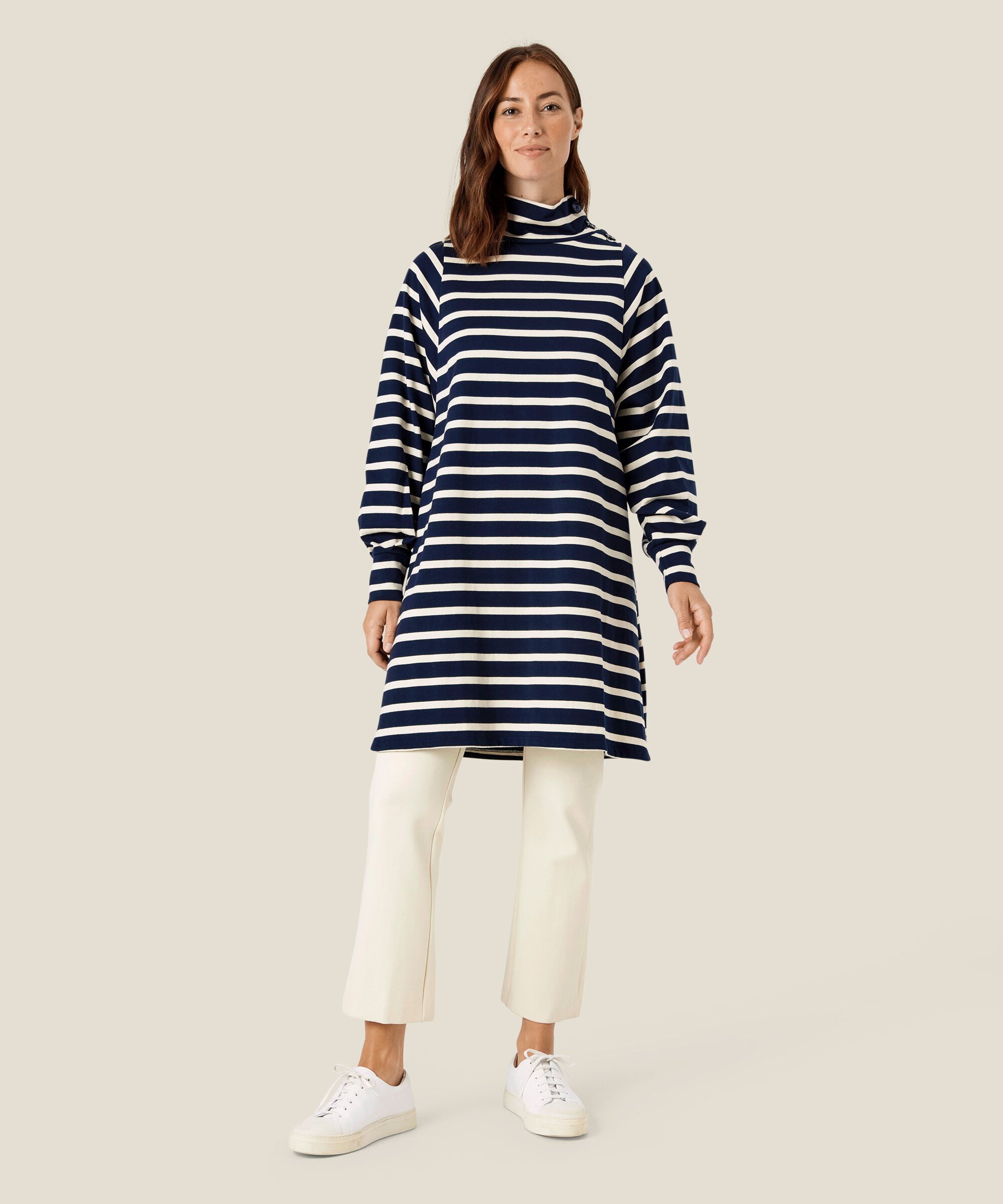 Nejanas JERSEY Klänning, Navy Blazer