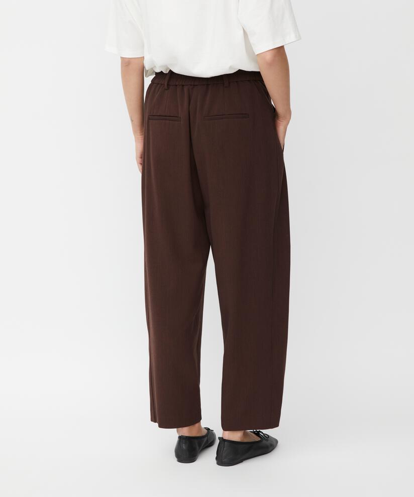 Punna Byxor, Sh. Chocolate