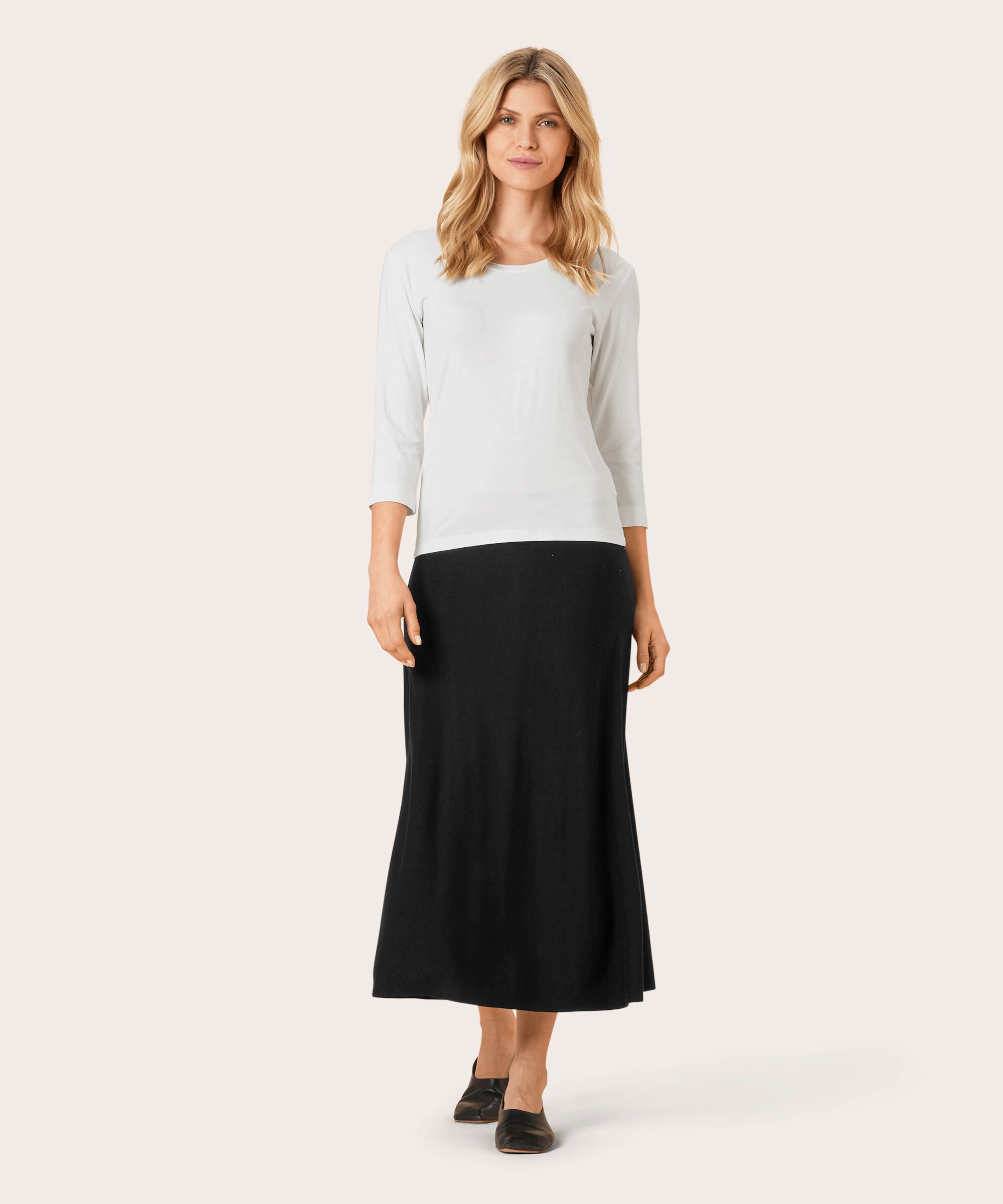 STINA KJOL, Black