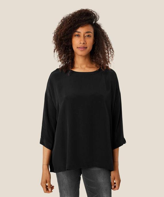 Becca Topp, Black