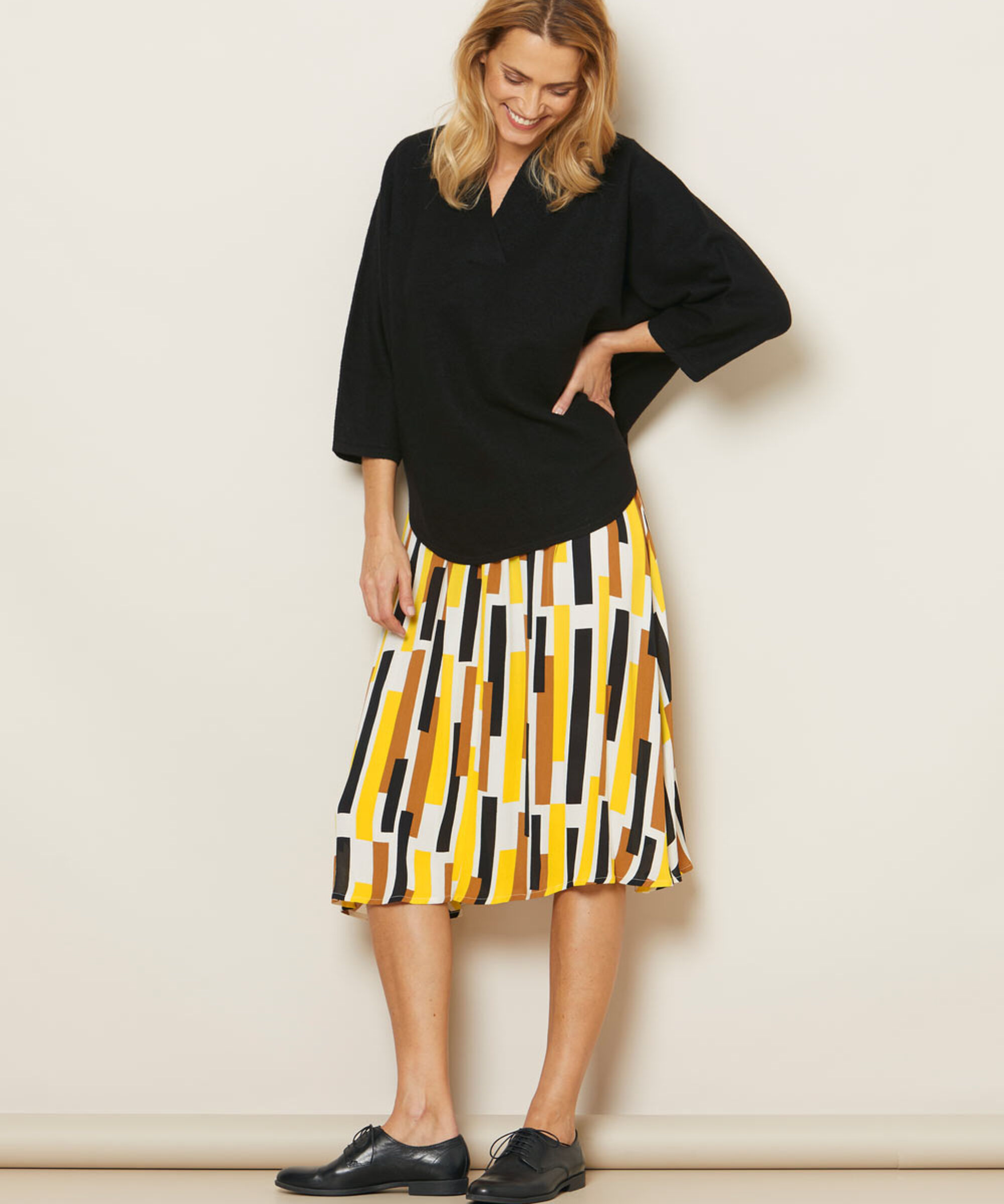 SONDRA KJOL, Cream gold