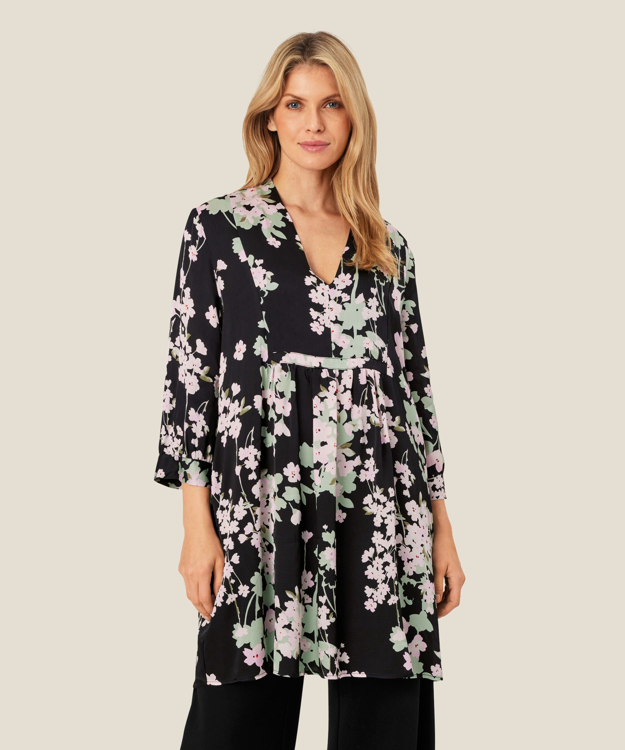 Gojana Tunika, Pink Lady