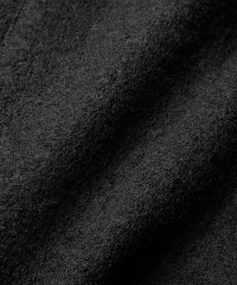 Teresa Ullkappa, Black