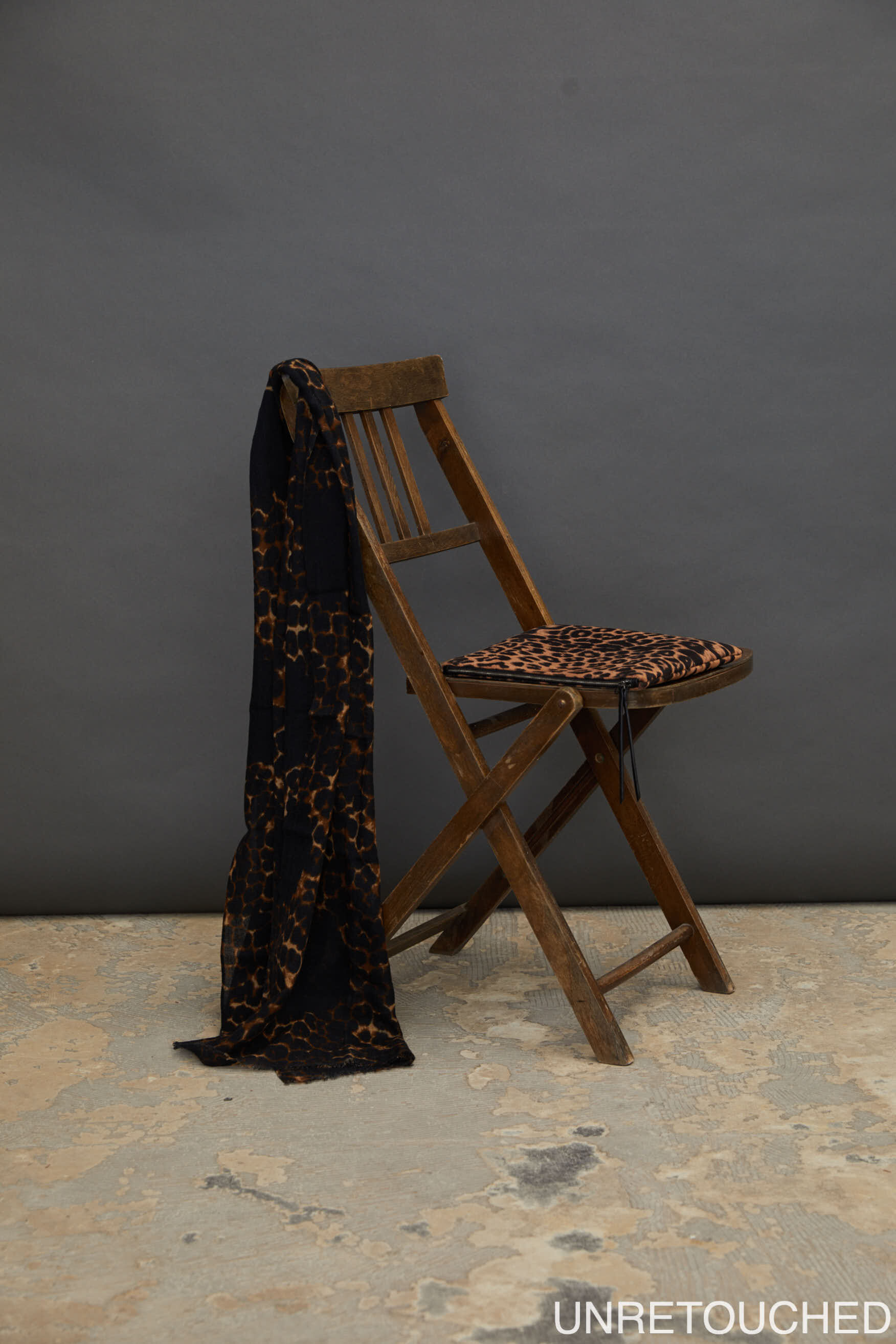 AGAPE SCARF, Monk's Robe