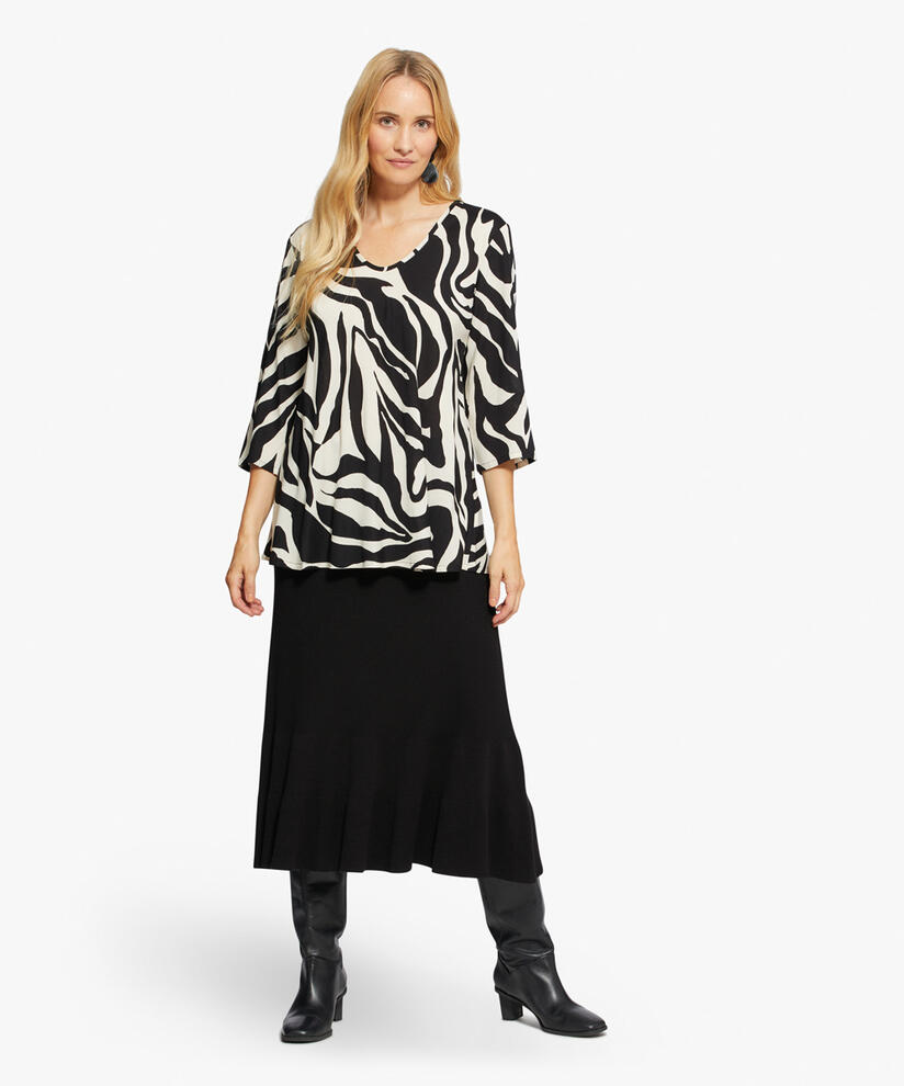 KATA TOPP, Black