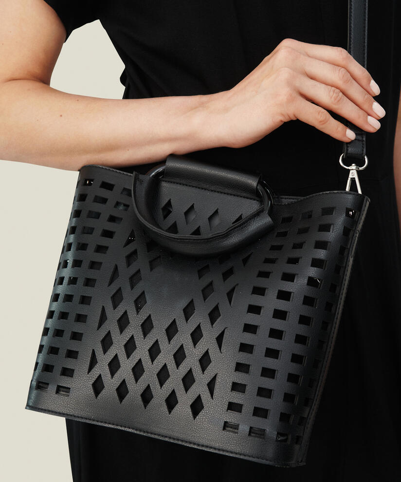 REVA TASKE, Black