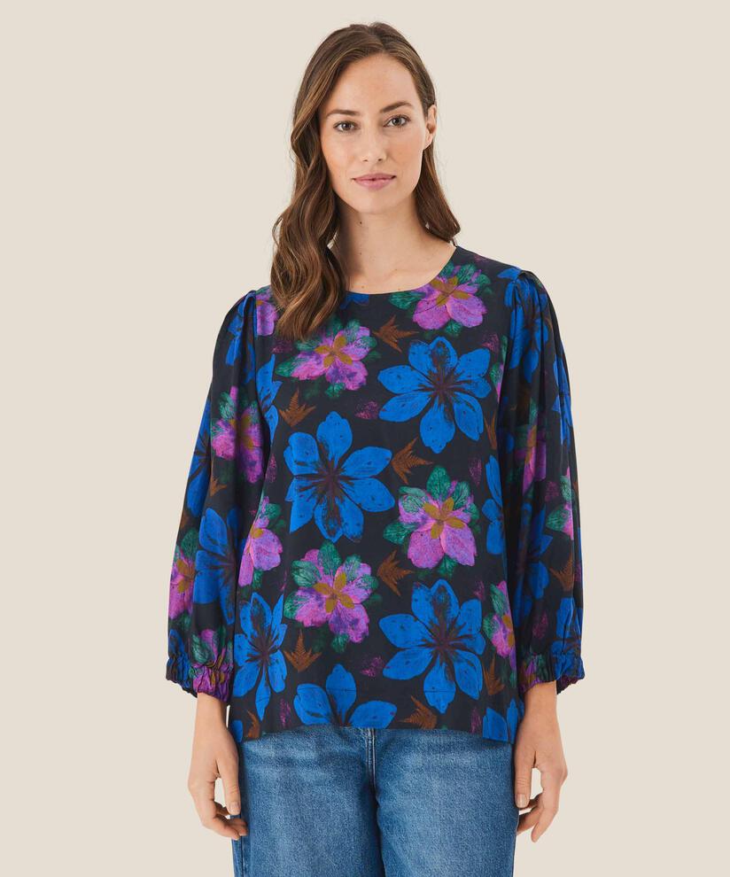 Brisa Blus, Wild Aster