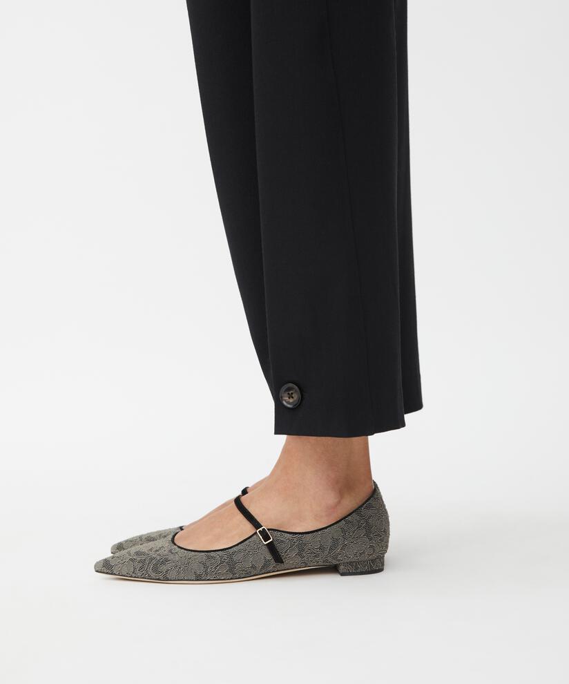 Punna Byxor, Black