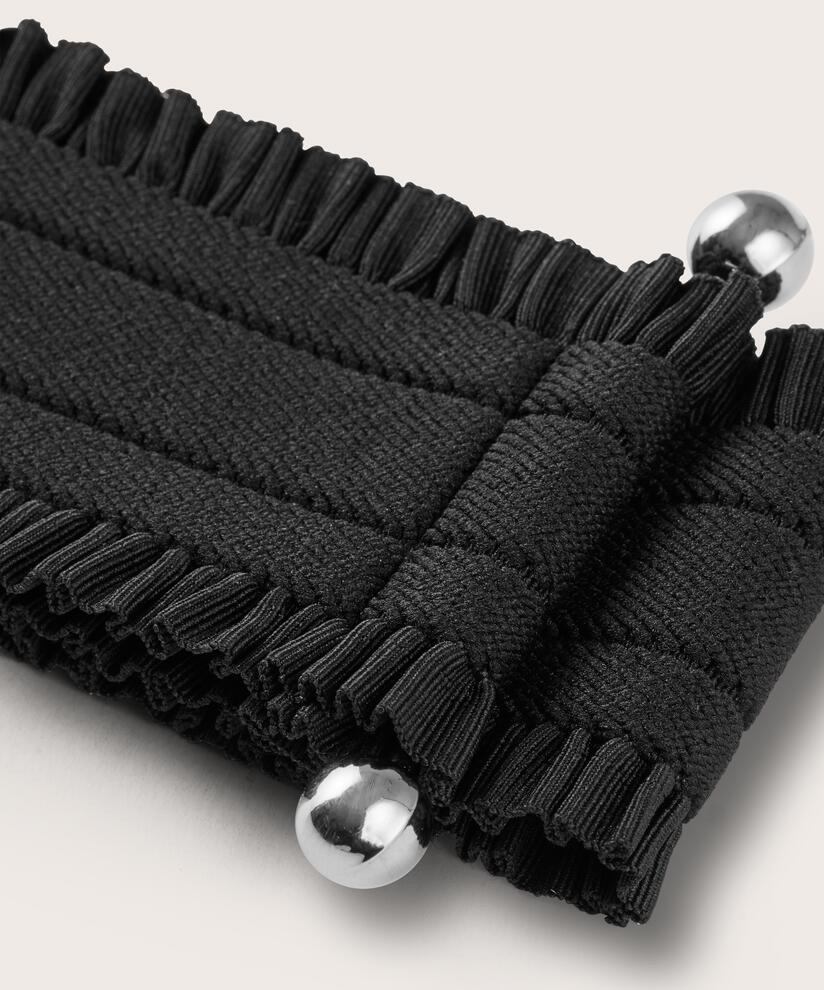 Rista Bälte, Black