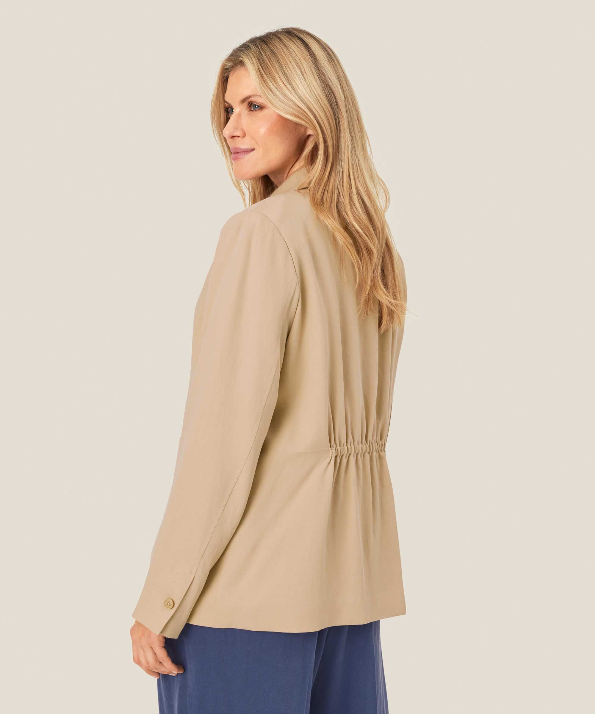 James Blazer, Safari