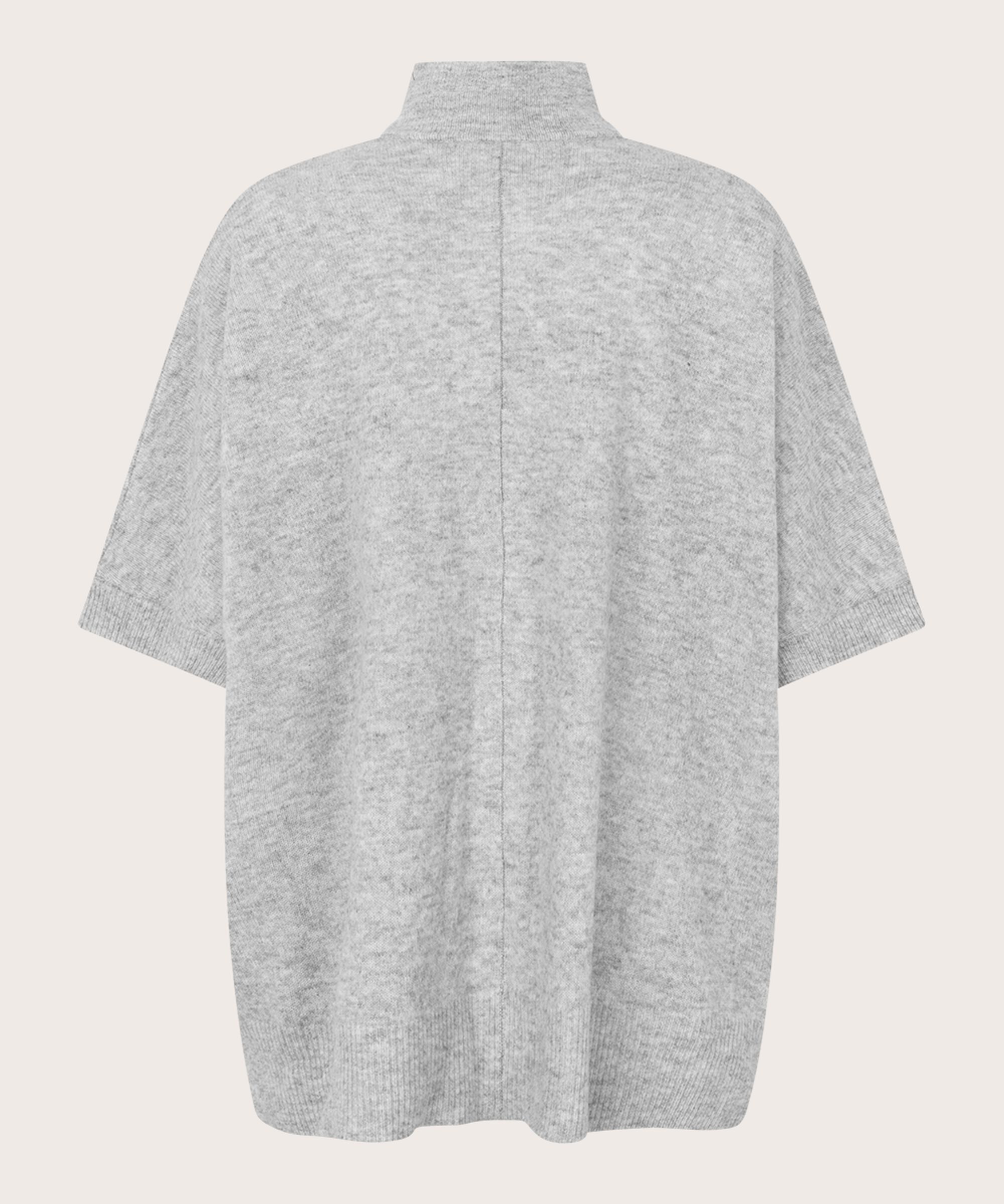 Laritsa Kofta, L. Grey mel.