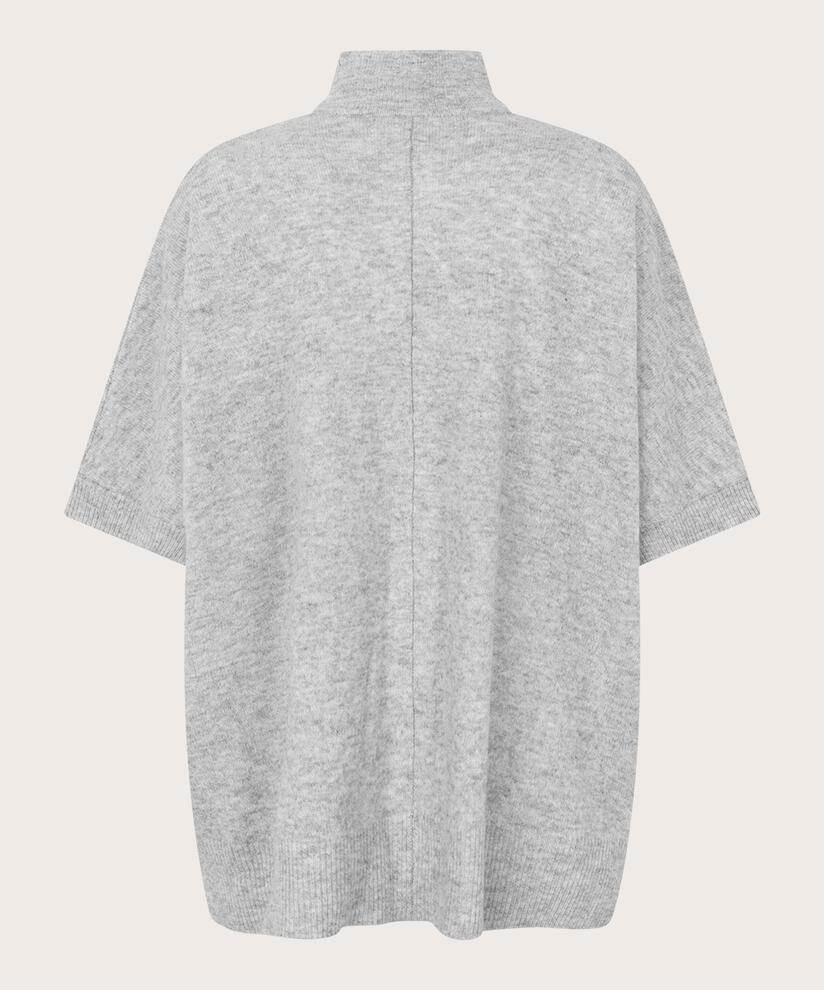 Laritsa Kofta, L. Grey mel.