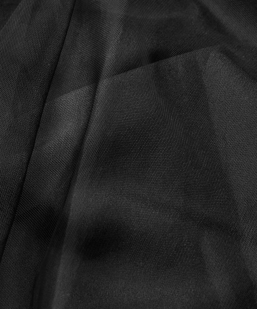 Scarlet Kjol, Black